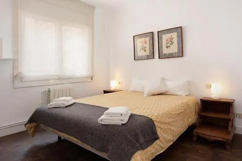 Letsgo Camp Nou Apartment 0*, Barcelona